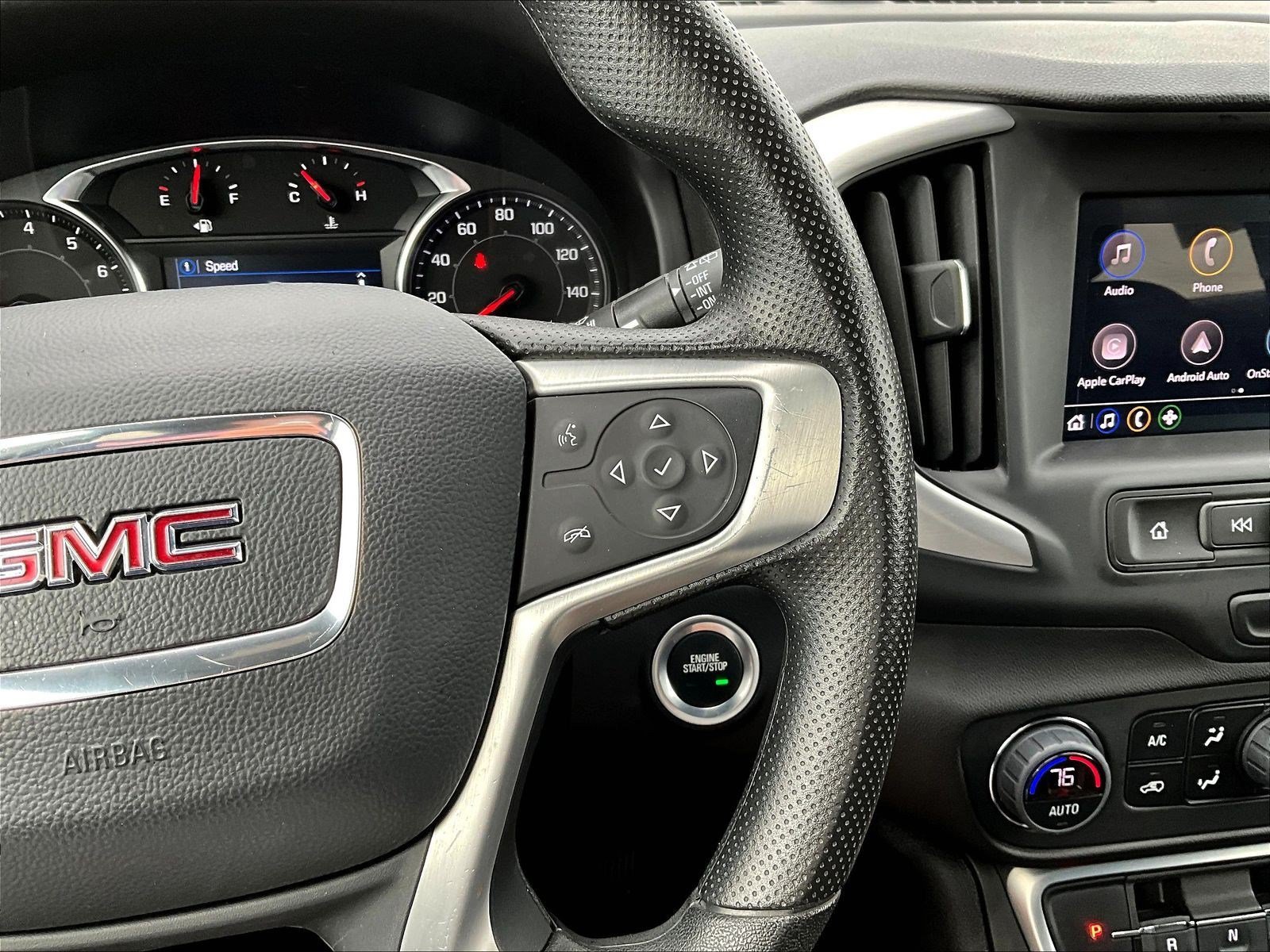Used 2024 GMC Terrain SLE w/ Driver Convenience Package FWD image 12
