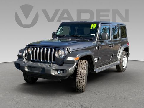 Used 2019 Jeep Wrangler Unlimited Sport S image 20
