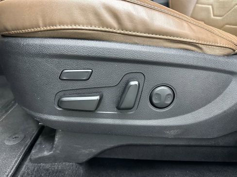 Used 2021 Kia Telluride SX w/ SX Prestige Package image 10