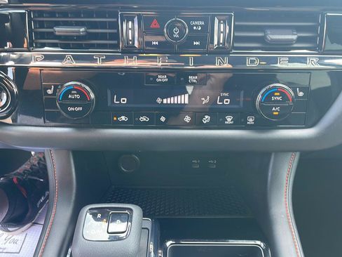Used 2026 Nissan Pathfinder Rock Creek AWD/4WD image 21