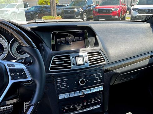 Used 2016 Mercedes-Benz E 400 Cabriolet image 6