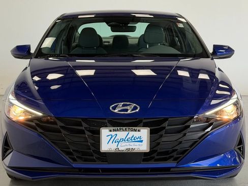 Certified 2023 Hyundai Elantra SEL w/ Convenience Package FWD image 7