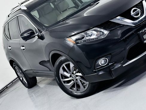 Used 2016 Nissan Rogue SL w/ SL Premium Package image 4