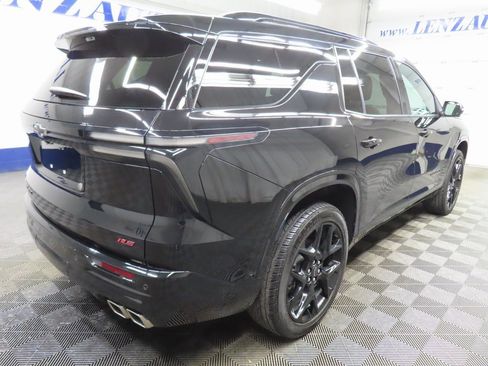 Used 2024 Chevrolet Traverse RS image 4