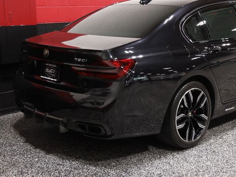 Used 2018 BMW 750i xDrive AWD/4WD image 9