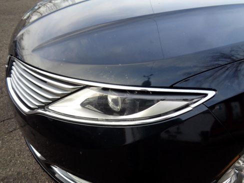 Used 2014 Lincoln MKZ w/ Equipment Group 101A Select image 10