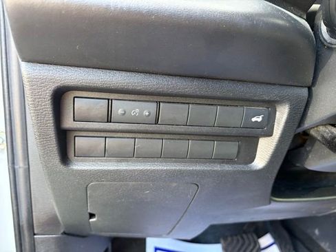 Used 2022 Mitsubishi Outlander SE AWD/4WD image 24