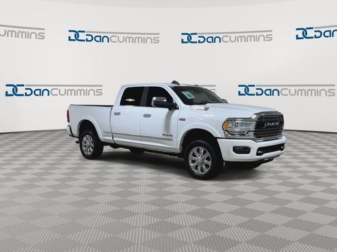 Used 2019 RAM 2500 Limited AWD/4WD image 2