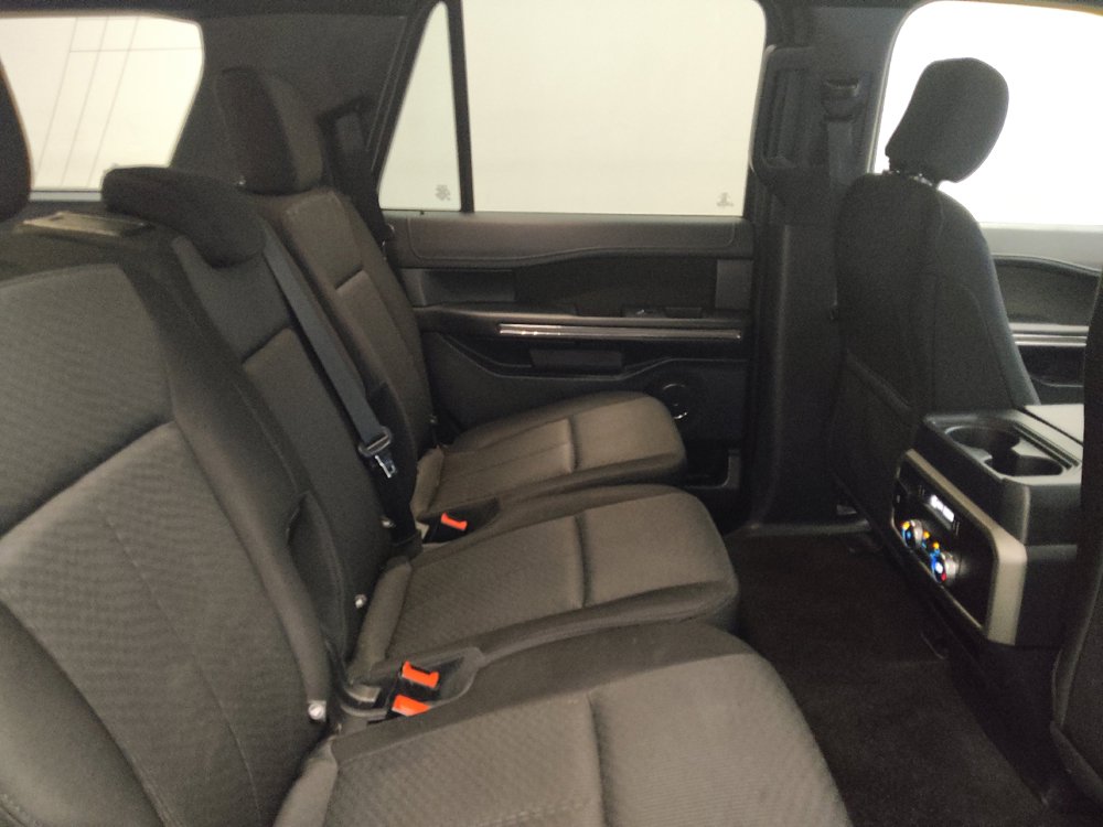 Used 2020 Ford Expedition XLT AWD/4WD image 19