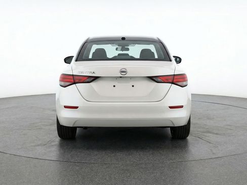 Used 2025 Nissan Sentra SV FWD image 7
