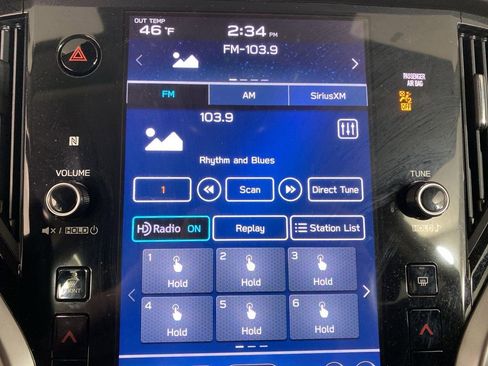 Used 2025 Subaru Outback Premium image 14