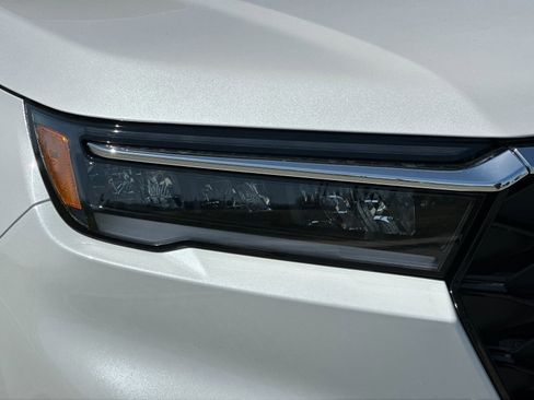 New 2025 Honda Pilot Elite image 10