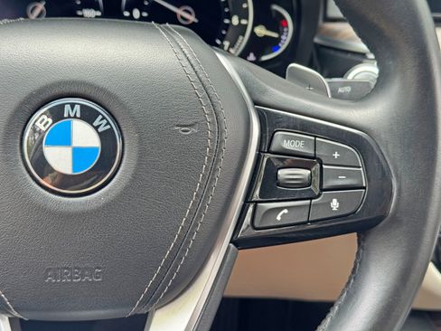 Used 2017 BMW 530i RWD image 22