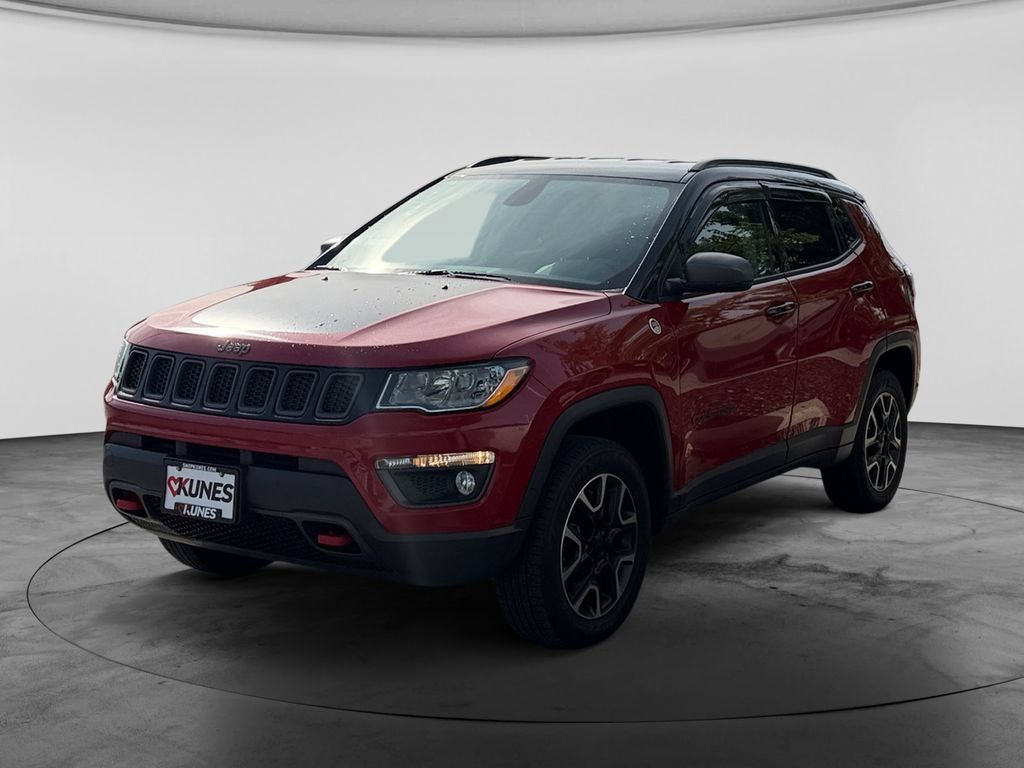 Used 2020 Jeep Compass Trailhawk AWD/4WD image 3