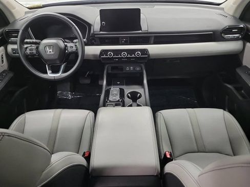 Certified 2025 Honda Pilot EX-L image 13