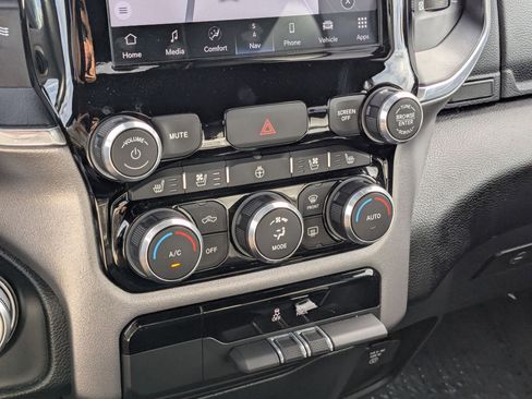 Used 2023 RAM 1500 Laramie image 26