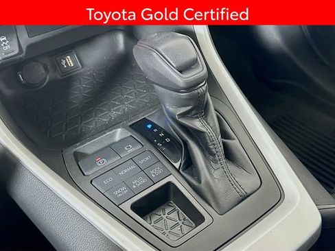 Certified 2023 Toyota RAV4 LE AWD/4WD image 17