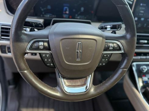 Used 2022 Lincoln Navigator Reserve AWD/4WD image 8
