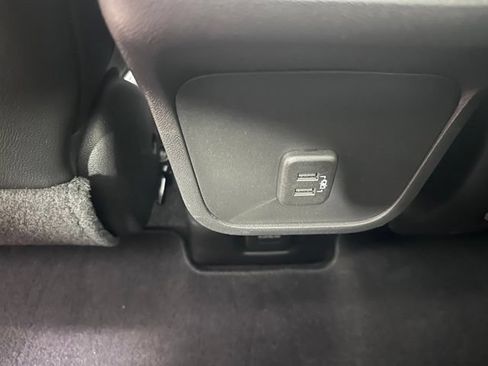 Used 2024 GMC Terrain SLT w/ Elevation Edition AWD/4WD image 19