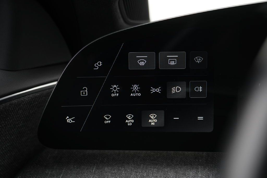 Used 2023 Lucid Air Pure AWD/4WD image 45