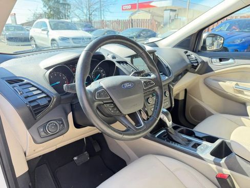 Used 2019 Ford Escape Titanium w/ U9j03 - Titanium Tow Package image 12