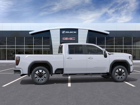 New 2026 GMC Sierra 2500 Denali w/ Denali Reserve Package AWD/4WD image 5