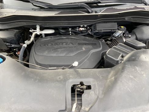 Used 2021 Honda Pilot Touring image 27