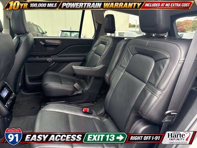 Used 2023 Lincoln Aviator Reserve w/ Equipment Group 201A AWD/4WD image 6