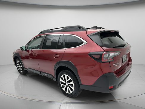 Used 2024 Subaru Outback Premium AWD/4WD image 8