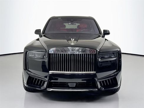 Used 2025 Rolls-Royce Cullinan image 12