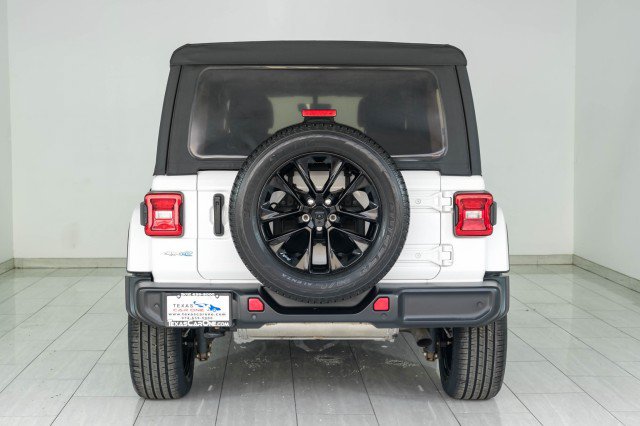 Used 2021 Jeep Wrangler Unlimited Sahara w/ Cold Weather Group AWD/4WD image 7