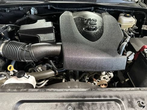 Used 2023 Toyota Tacoma TRD Off-Road AWD/4WD image 22