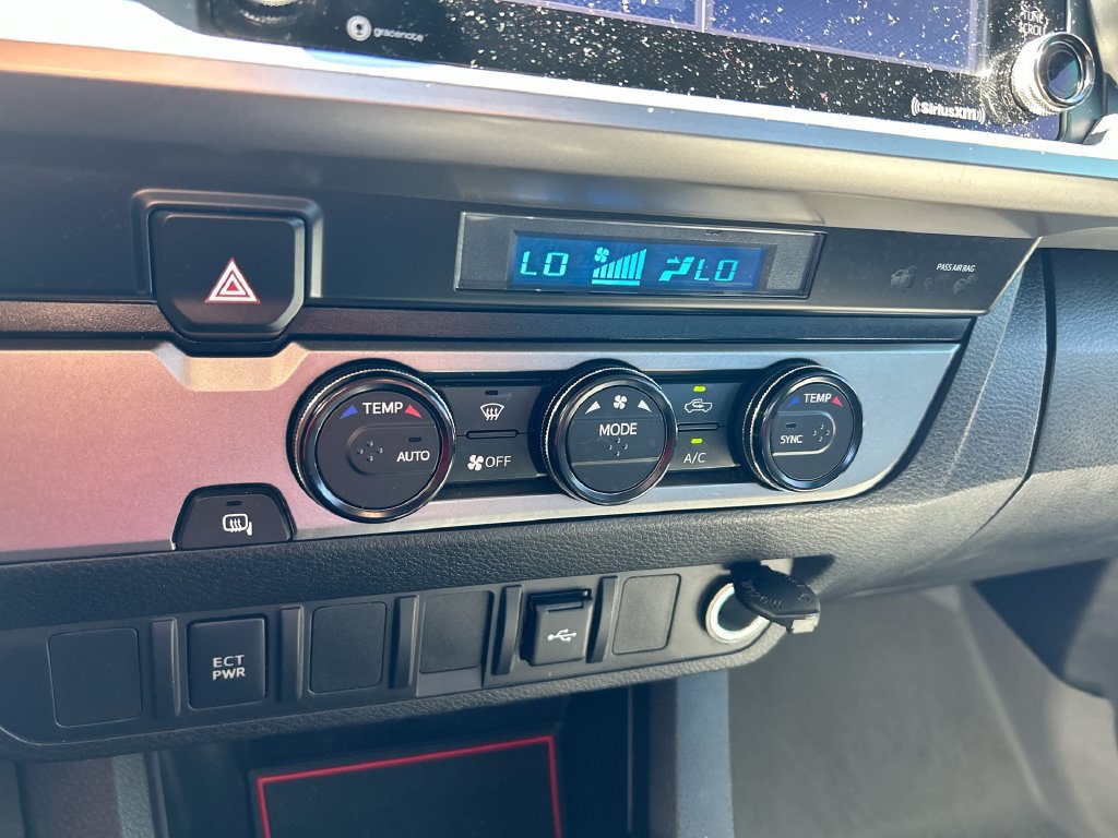 Used 2022 Toyota Tacoma SR5 RWD image 25