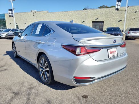 Used 2021 Lexus ES 300h w/ Premium Package image 25