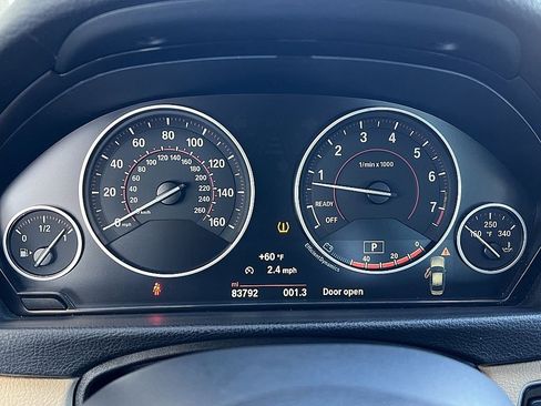 Used 2018 BMW 330i Sedan w/ Premium Package image 15