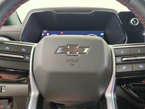 Used 2026 Chevrolet Colorado Z71 w/ Technology Package AWD/4WD image 18