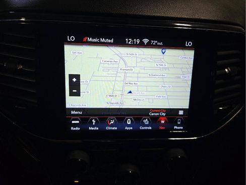 Used 2019 Jeep Grand Cherokee Overland AWD/4WD image 34