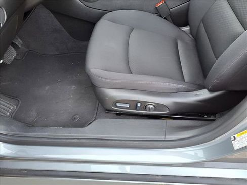 Used 2024 Chevrolet Malibu LT image 20