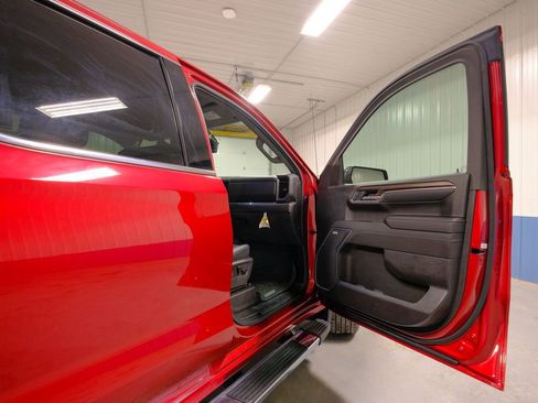 Used 2023 GMC Sierra 1500 SLT w/ SLT Premium Plus Package image 13