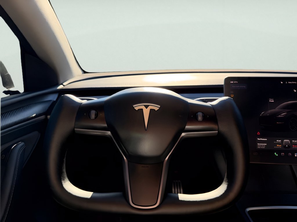 Used 2023 Tesla Model Y Long Range AWD/4WD image 18