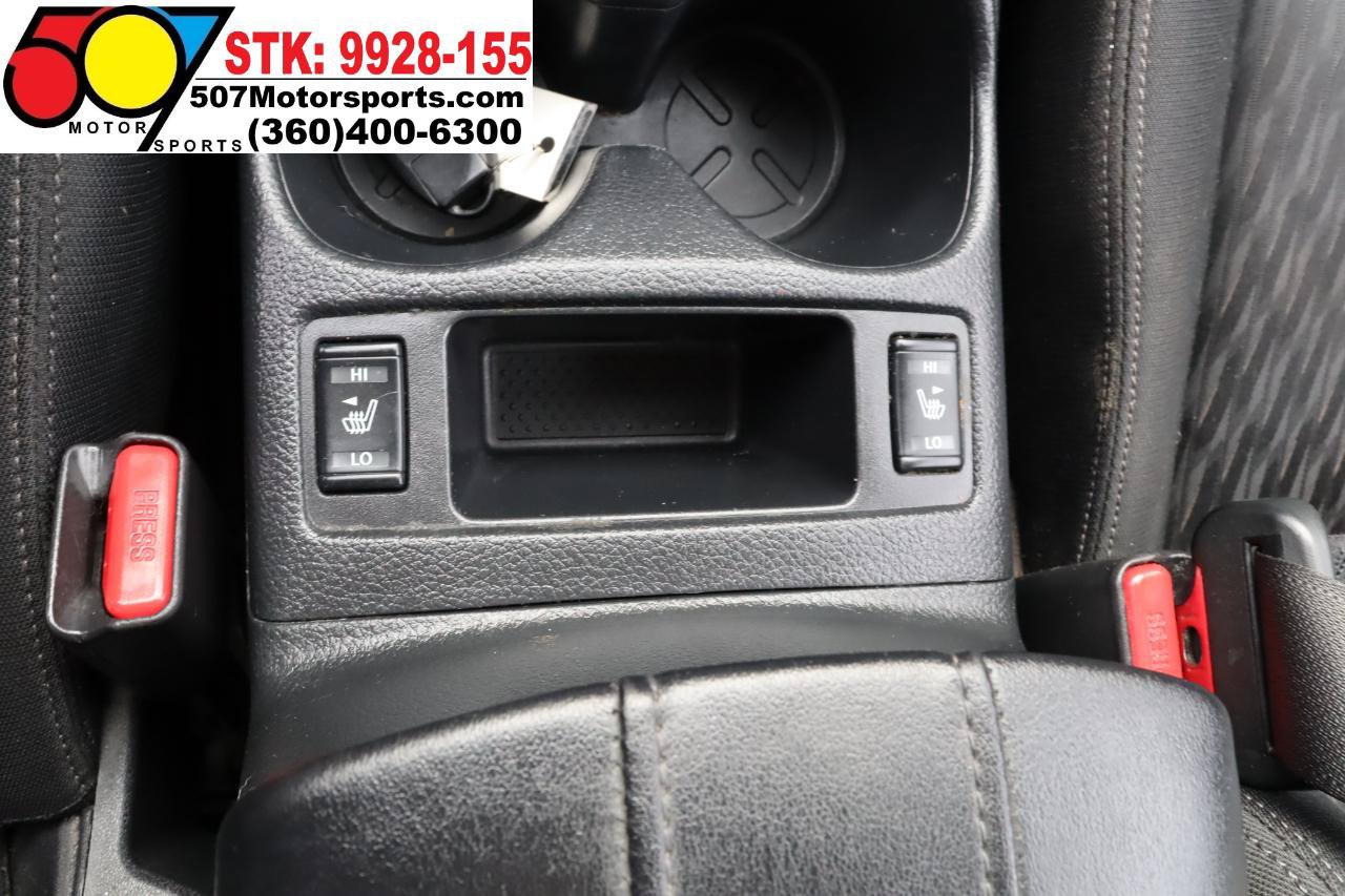 Used 2017 Nissan Rogue SV FWD image 25