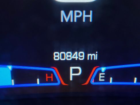 Used 2020 Chrysler 300 Touring image 2