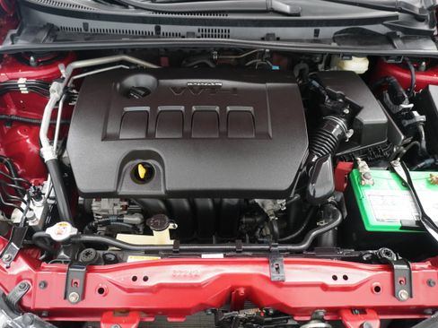 Used 2017 Toyota Corolla LE image 23