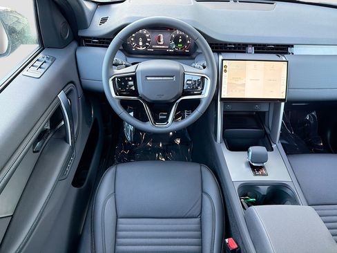 New 2026 Land Rover Discovery Sport Landmark AWD/4WD image 16