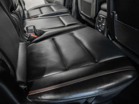 Certified 2025 Dodge Durango GT AWD/4WD image 39