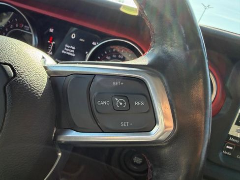 Used 2019 Jeep Wrangler Unlimited Rubicon image 13