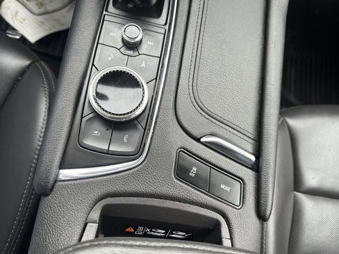 Used 2023 Cadillac XT5 Premium Luxury image 39