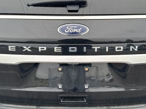 Used 2022 Ford Expedition Max XLT AWD/4WD image 17