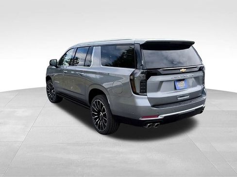 New 2026 Chevrolet Suburban High Country AWD/4WD image 7