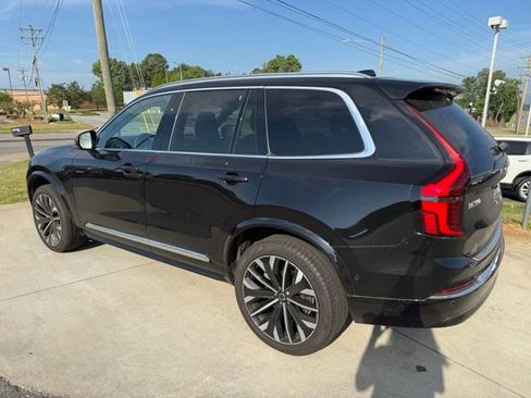 Used 2025 Volvo XC90 B6 Plus w/ Protection Package Premier AWD/4WD image 8